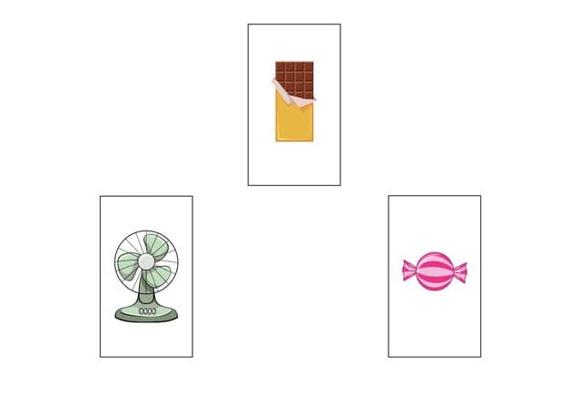 A catch trial with everyday objects: a chocolate bar, a fan, a candy